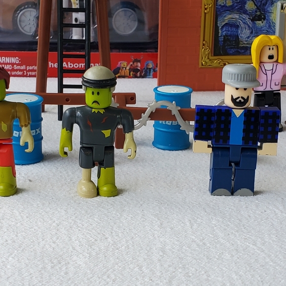 The Abominator, Roblox Action Collection Jailbreak, Roblox Zombie Attack Playset - Picture 6 of 16